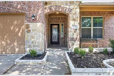 2509 Castle Creek Drive, Little Elm, TX 75068 - Photo 2