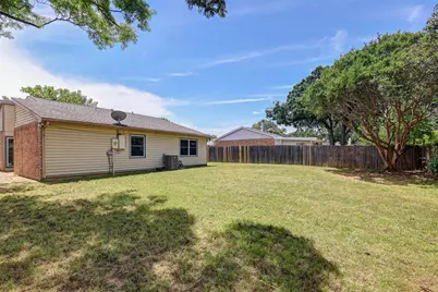 500 Moss Hill Lane, Euless, TX 76039 - Photo 20