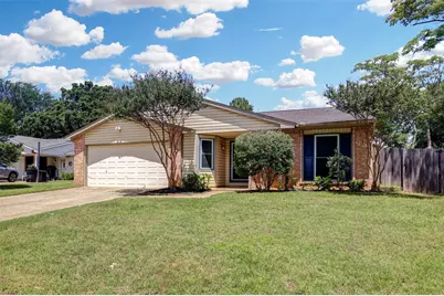 500 Moss Hill Lane, Euless, TX 76039 - Photo 2