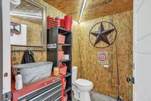 2044 Eastfield Dr, Wills Point, TX 75169 - Photo 28