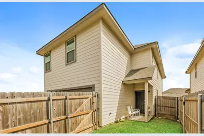 5104 Applegate Drive, Fort Worth, TX 76119 - Photo 2