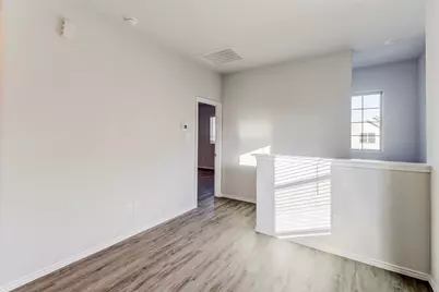 5104 Applegate Drive, Fort Worth, TX 76119 - Photo 12