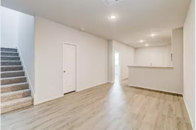5104 Applegate Drive, Fort Worth, TX 76119 - Photo 6