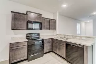 5104 Applegate Dr, Fort Worth, TX 76119 - Photo 4