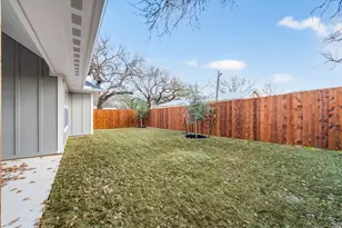 6818 Smithfield Rd, North Richland Hills, TX 76182 - Photo 26