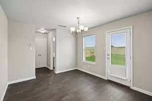 1549 Sierra Estate Trail, Fort Worth, TX 76119 - Photo 10