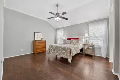 1557 Shannon Drive, Lewisville, TX 75077 - Photo 14
