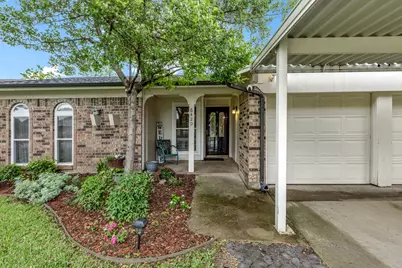 6420 Heather Drive, Watauga, TX 76148 - Photo 2