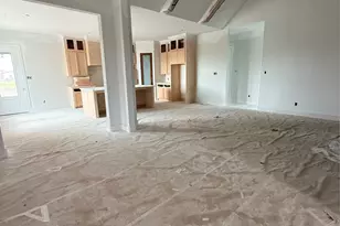 215 Regina St, Celeste, TX 75452 - Photo 8