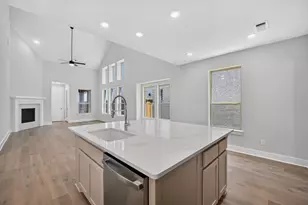 2064 Cuellar Wy, Van Alstyne, TX 75495 - Photo 2