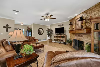 130 Cayuga Trail, Lake Kiowa, TX 76240 - Photo 6