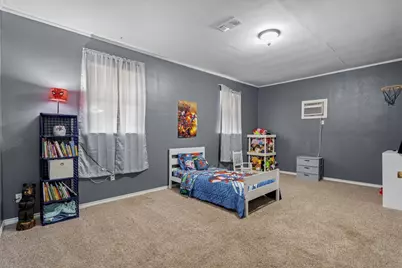 200 W Kansas Street, Van, TX 75790 - Photo 24