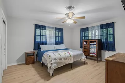 200 W Kansas Street, Van, TX 75790 - Photo 26