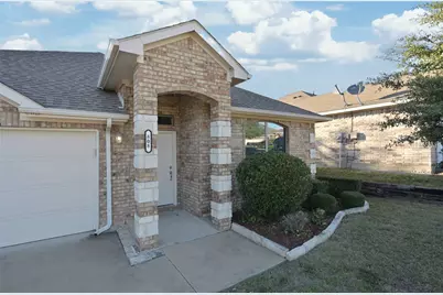 808 Bahar Court, Arlington, TX 76010 - Photo 2