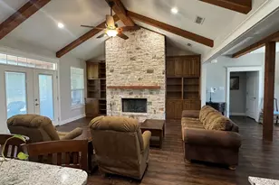 1253 Abigail Ln, Glen Rose, TX 76043 - Photo 10