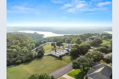 14010 Horseshoe Circle, Woodway, TX 76712 - Photo 6
