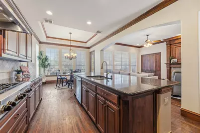10853 Southbury Lane, Frisco, TX 75033 - Photo 14