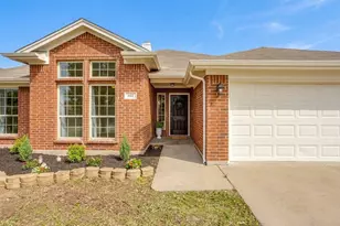 602 Boulder Creek Dr, Alvarado, TX 76009 - Photo 6