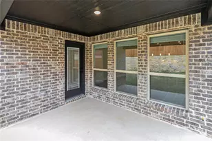 13133 Limestone St, Providence Village, TX 76227 - Photo 32