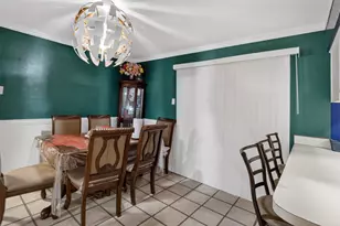341 Blueberry Ln, Grand Prairie, TX 75052 - Photo 18
