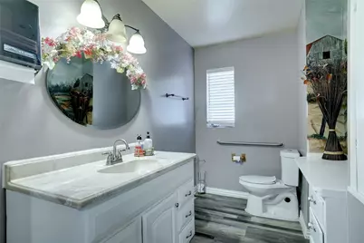 7298 Glenview Drive, Richland Hills, TX 76180 - Photo 16