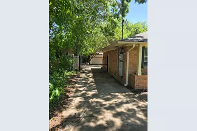 5110 Rexton Lane, Dallas, TX 75214 - Photo 2