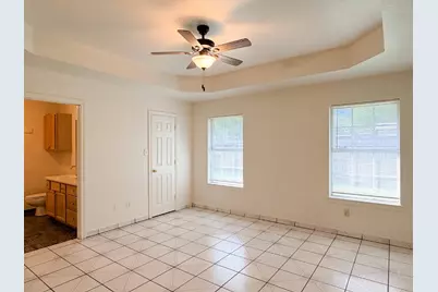 1202 Spell Avenue, Cleburne, TX 76033 - Photo 22