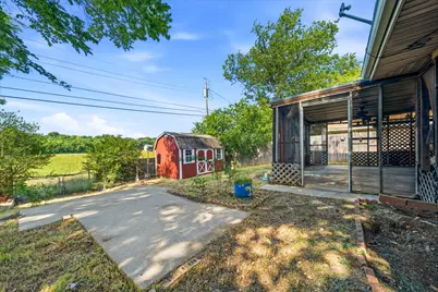 104 Forest Lane, Hillsboro, TX 76645 - Photo 2