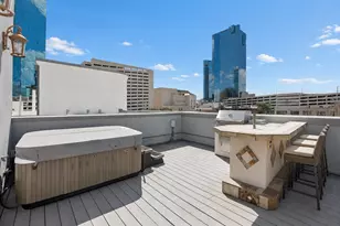 408 E 6th St, Fort Worth, TX 76102 - Photo 2