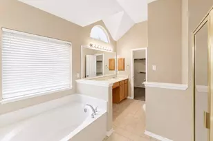 2012 Creek Royal Dr, Mesquite, TX 75181 - Photo 14