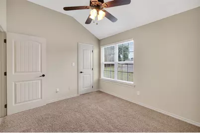 505 E 5th Street, Springtown, TX 76082 - Photo 28