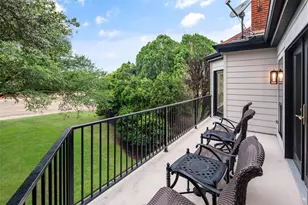 5919 Club Hill Pl, Dallas, TX 75248 - Photo 30