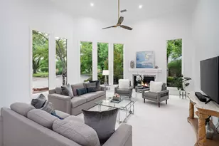 5919 Club Hill Pl, Dallas, TX 75248 - Photo 10