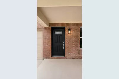 501 Coral Reef Lane, Glenn Heights, TX 75154 - Photo 2