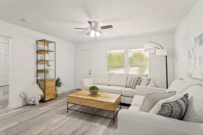 128 NW Lorna Street, Burleson, TX 76028 - Photo 4