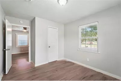 506 E 15th, Bonham, TX 75418 - Photo 8