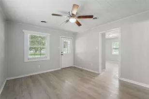 506 E 15th, Bonham, TX 75418 - Photo 4