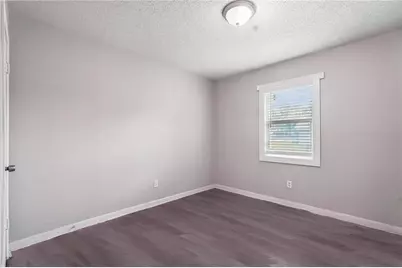 506 E 15th, Bonham, TX 75418 - Photo 6