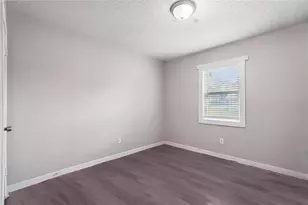 506 E 15th, Bonham, TX 75418 - Photo 6