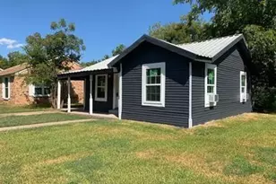 506 E 15th, Bonham, TX 75418 - Photo 32