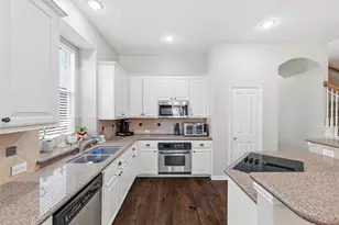 124 Myrtle Creek, Grapevine, TX 76051 - Photo 10