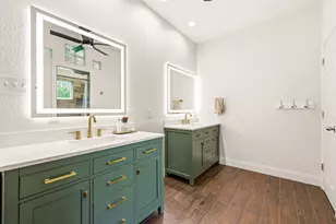 1092 Holly Ln, Lewisville, TX 75067 - Photo 18