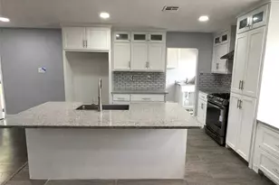 302 Van Rowe Ave, Duncanville, TX 75116 - Photo 16