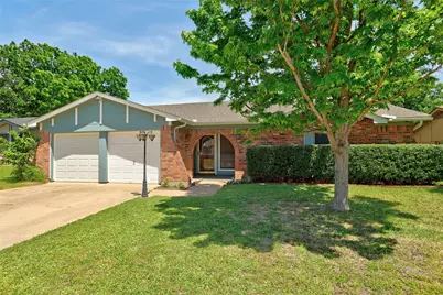105 Countryside Drive, Arlington, TX 76014 - Photo 1