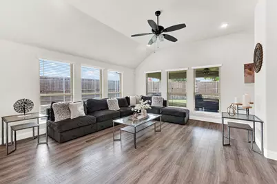 1023 Clydeview Road, Forney, TX 75126 - Photo 4