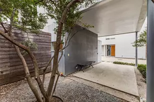 2323 Rusk Pl, Dallas, TX 75204 - Photo 18
