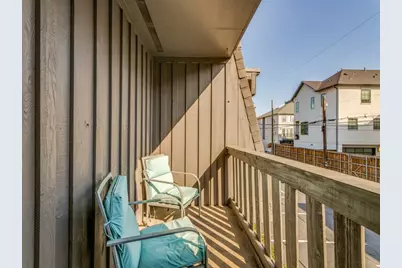 4112 Bowser Avenue #203, Dallas, TX 75219 - Photo 12