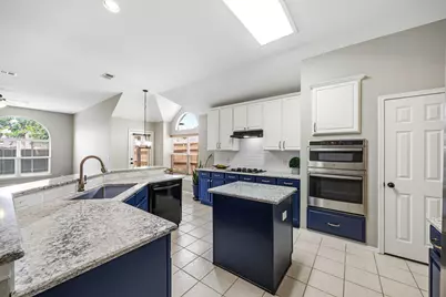 11249 Las Polamas Drive, Frisco, TX 75033 - Photo 8