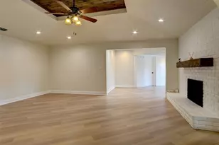 1911 University Dr, Richardson, TX 75081 - Photo 6