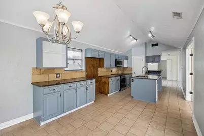 5401 Oak Branch Drive, Arlington, TX 76016 - Photo 12